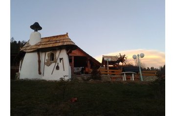 Eslovaquia Chata Leštiny, Exterior